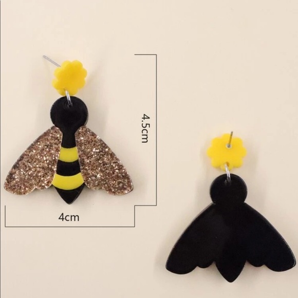 •Bumblebee Glitter Design Drop Earrings• - Picture 4 of 4
